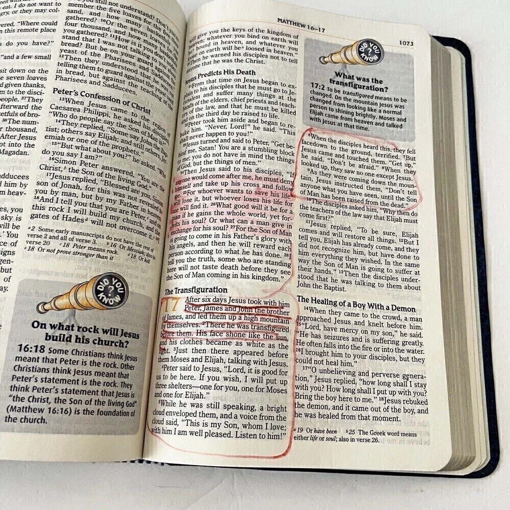 The Adventure Bible NIV Blue Faux Leather New International Zonderkidz Religion